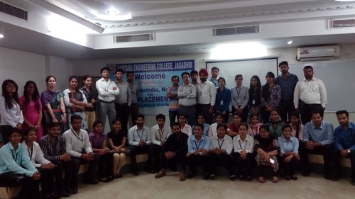 Campus placement Drive by SynapseIndia was conducted in HEC college